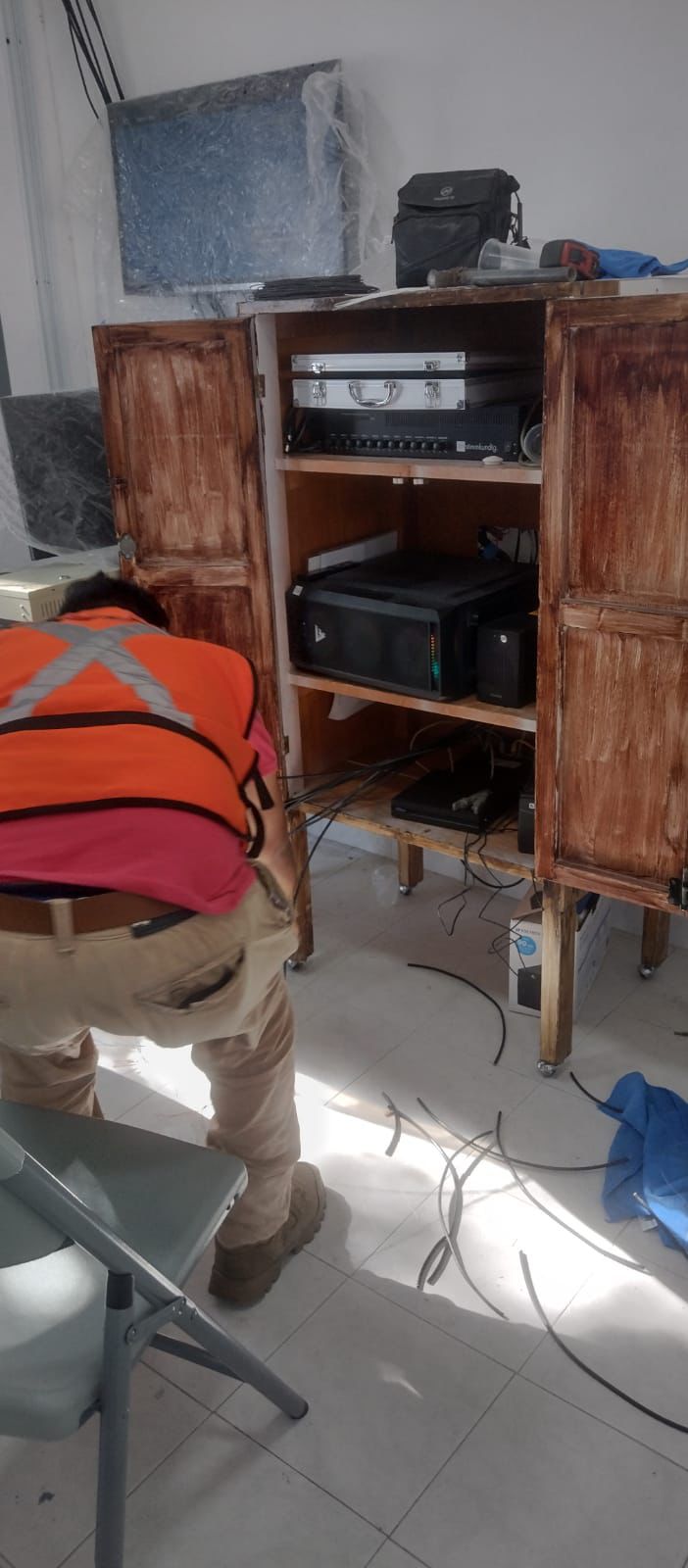 Proyecto KINGSTEC 10